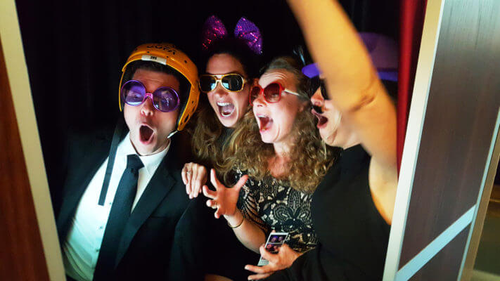 valokuva-automaatti – photo booth - valokuvauskoppi - valokuvakoppi